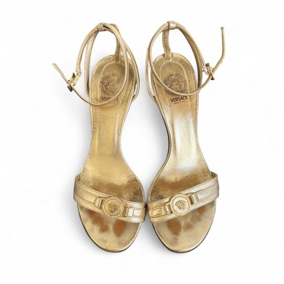 Authentic y2k 2000's vtg. Gold Logo Versace Strappy heels size‎ 6/36. - Picture 2 of 7